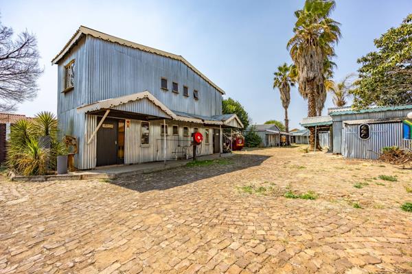 Step into a landmark with a rich history! Previously known as the legendary Die Sinkshack bar and live music venue, this expansive ...