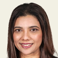 Agent profile for Sophia Thomas