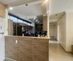 Apartment / Flat for sale in Benmore Gardens