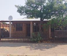 House for sale in Floors