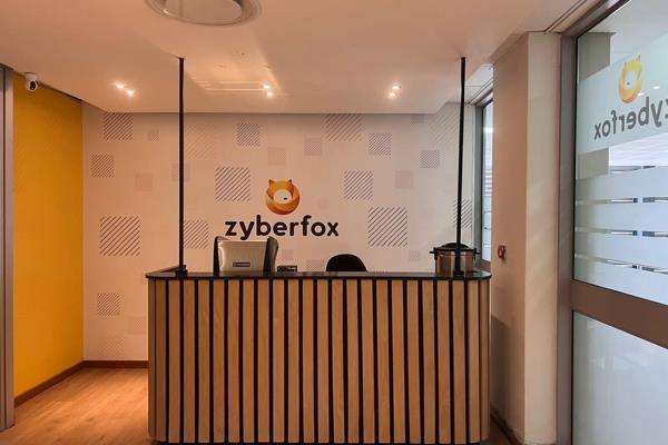 SAVE on your Fit-Out! 438m&#178; Modern office space available for lease in the prestigious Design Quarter, Fourways. This contemporary workspace features an open-plan layout that is ideal for customization, accommodating private ...