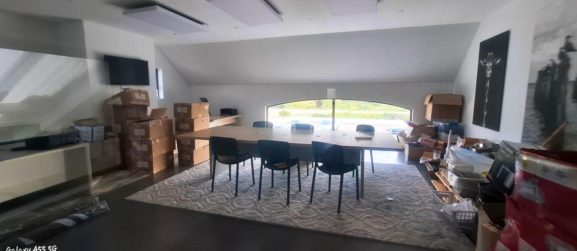 Photo of Commercial property to rent in Jacobsbaai