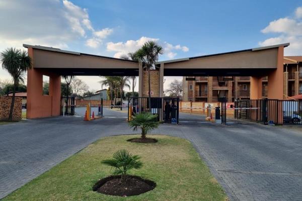 Looking for a secure unit in a family friendly complex?  This one is for ...
