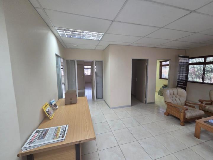 Commercial property to rent in Verulam Central - P24-116428130