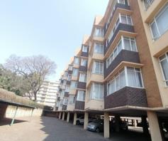 Apartment / Flat for sale in Sunnyside