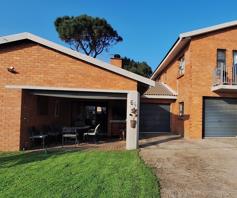 House for sale in Fraaiuitsig