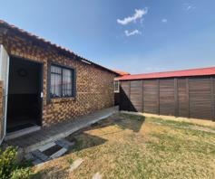 House for sale in Evander