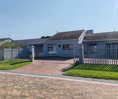 House for sale in Duynefontein
