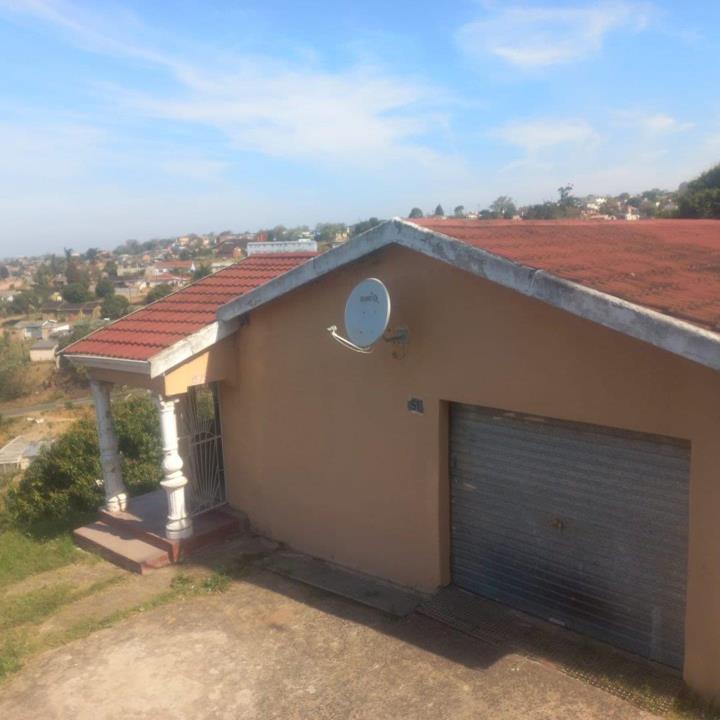 2 Bedroom House for sale in Inanda - P24-116438690