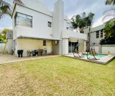 House for sale in Silver Lakes Golf Estate