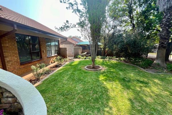 Beautiful Highly Family orientated 3 bedroom house for sale in a serene side of Flora Gardens, Vanderbijlpark. Offering good quality ...