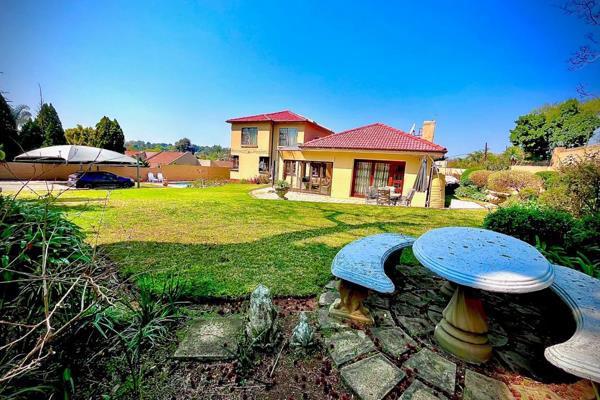 Originally Priced at R6 000 000.
Discover luxury living in prestigious Oaklands, Johannesburg! This expansive 1870sqm corner property ...