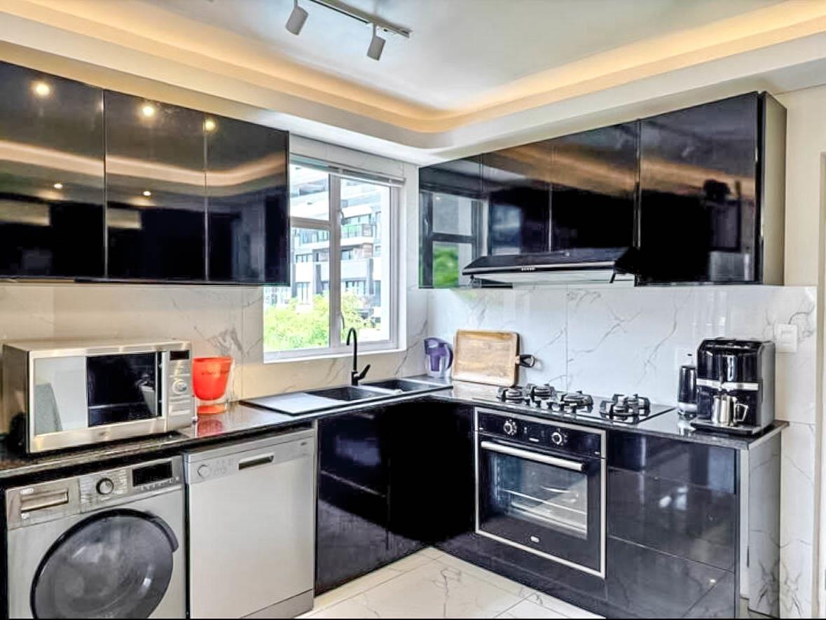 Photo of 1 Bedroom Apartment / flat to rent in Sea Point