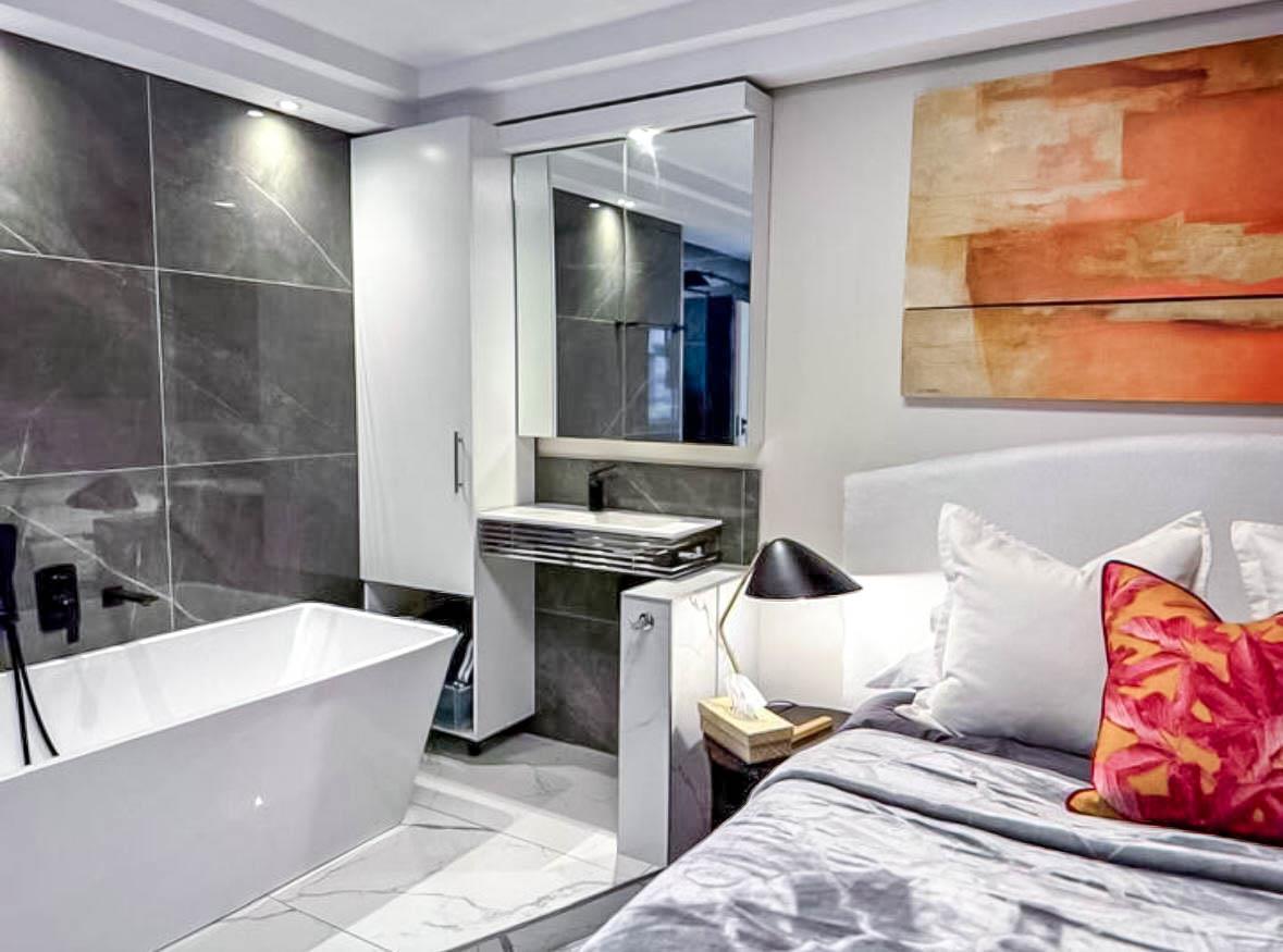 Photo of 1 Bedroom Apartment / flat to rent in Sea Point