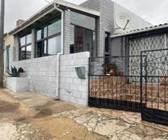 House for sale in De Almeida