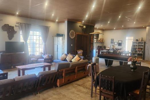 Farm for sale in Zoutpansdrift AH