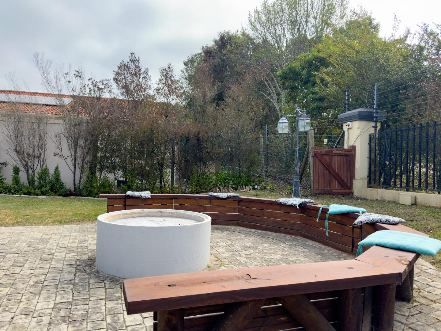 Photo of 3 Bedroom House to rent in Schoongezicht Estate