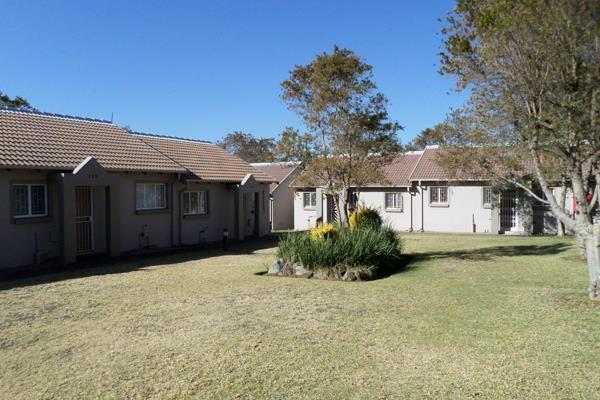 Lounge	
2 Bedroom
1 Bathroom/ bath
Add.Parking	
1 Carport	
Not Pet ...
