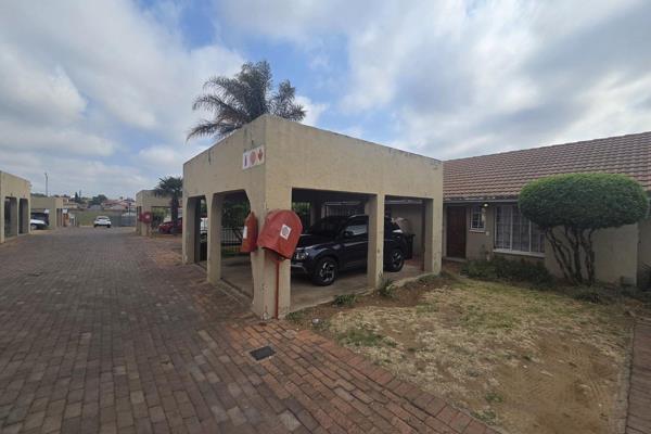 Looking for a secure lock-up-and-go home in a sought-after area? 

This stunning ...
