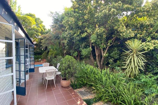 Discover comfortable living in this beautifully furnished 2-bedroom apartment located in the desirable Silver Lakes area. The home ...