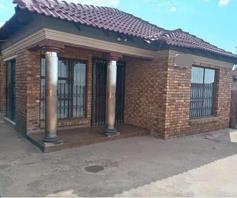 House for sale in Tembisa Central