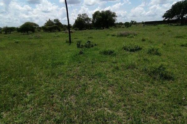 An excellent opportunity to own just over 5 hectares of fertile agricultural land in a well-established farming area. 
This property ...