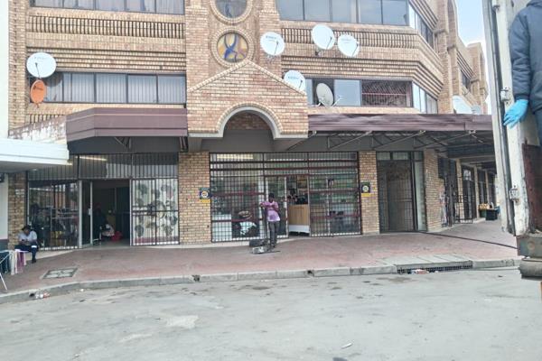 This triple storey building sitting on 902 sqm land in the Welkom cbd close to all amenities has 34 flats and 6 shops on the ground ...