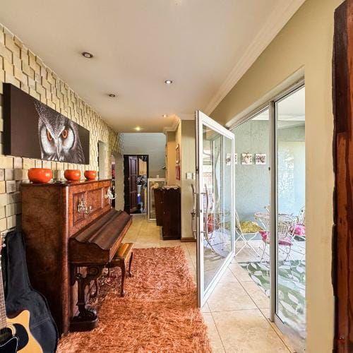 Listing number: P24-117382975, Image number: 1, Image