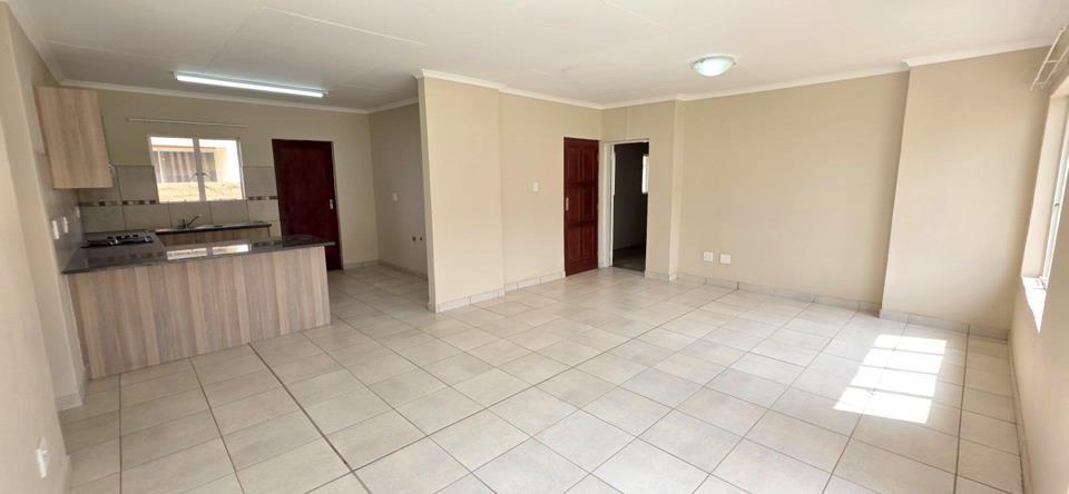 Listing number: P24-116484289, Image number: 2, Amazing open plan living space