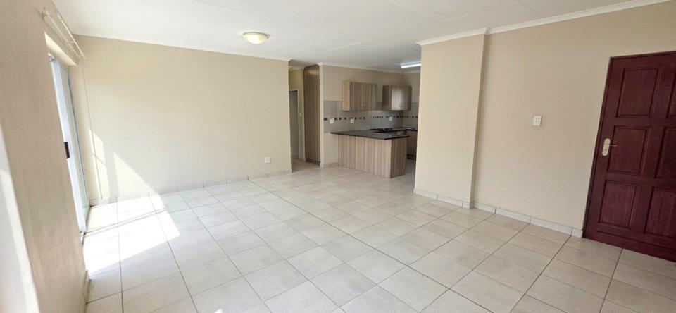 Listing number: P24-116484289, Image number: 3, Open plan living space ideal for entertaining