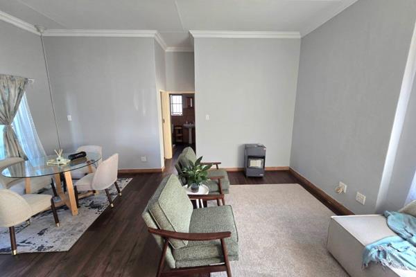 This charming two-bedroom townhouse in Bendor offers a comfortable and modern living ...