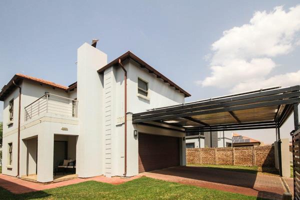 This 400 square meter property is everything your family is looking for. 

Nestled in ...