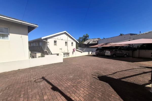 Please watch the video clipping!

Are you in search of a holiday getaway or a permanent home by the sea? This newly renovated, pet ...