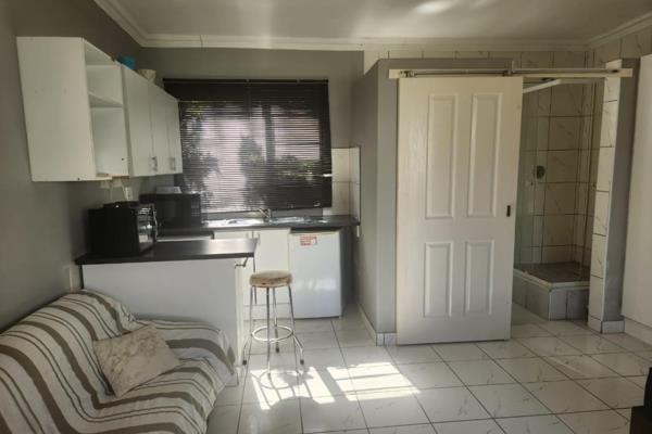 This garden Cottage is fully furnished and equipped, it is situated in the old parts of Bluewater Bay and is in walking distance to ...