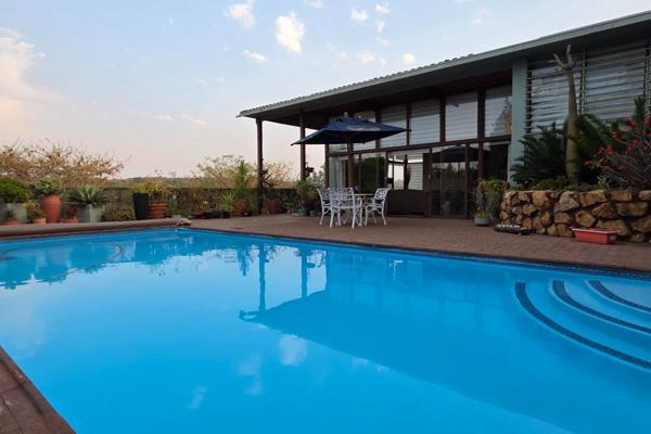 R3 499 000 | 4 Bedroom House with Flat for Sale in Meyerspark, Pretoria
Massive 4 ...