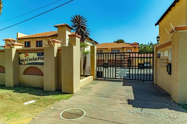 Situated In The Sought-After Suburb Of Oakdene, Just A Short Walk To The Glen Shopping ...