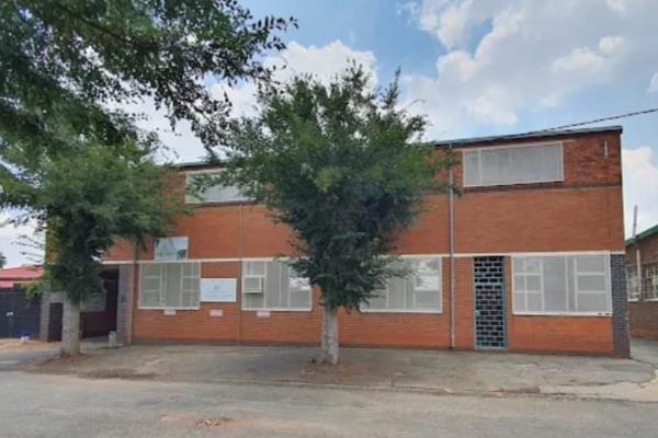 900m² FACTORY / WAREHOUSE &amp; OFFICES – PRIME LOCATION NEAR N1
Secure and ...