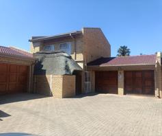 Townhouse for sale in Flamingo Park