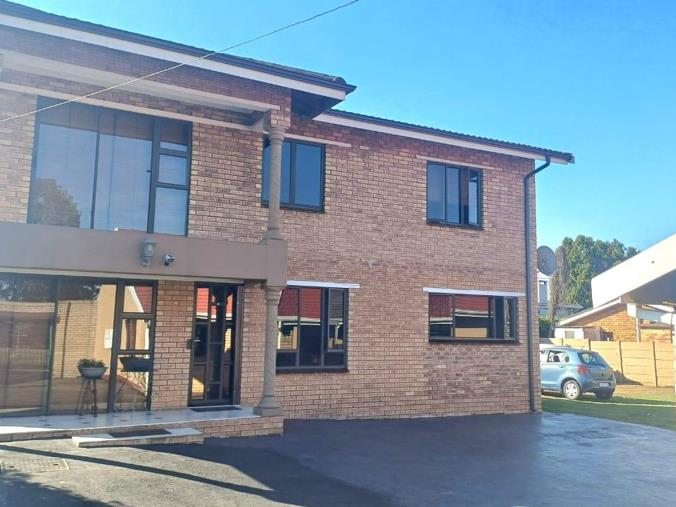 3 Bedroom House for Sale in Mountain Rise