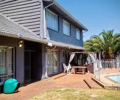 House for sale in Dowerglen
