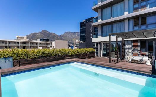 3 Bedroom Apartment / Flat to rent in De Waterkant