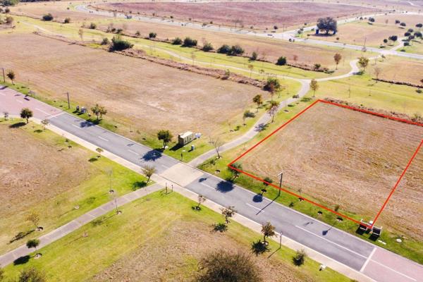 Positioned within The Woods – Steyn City’s newest and highest neighbourhood – this ...