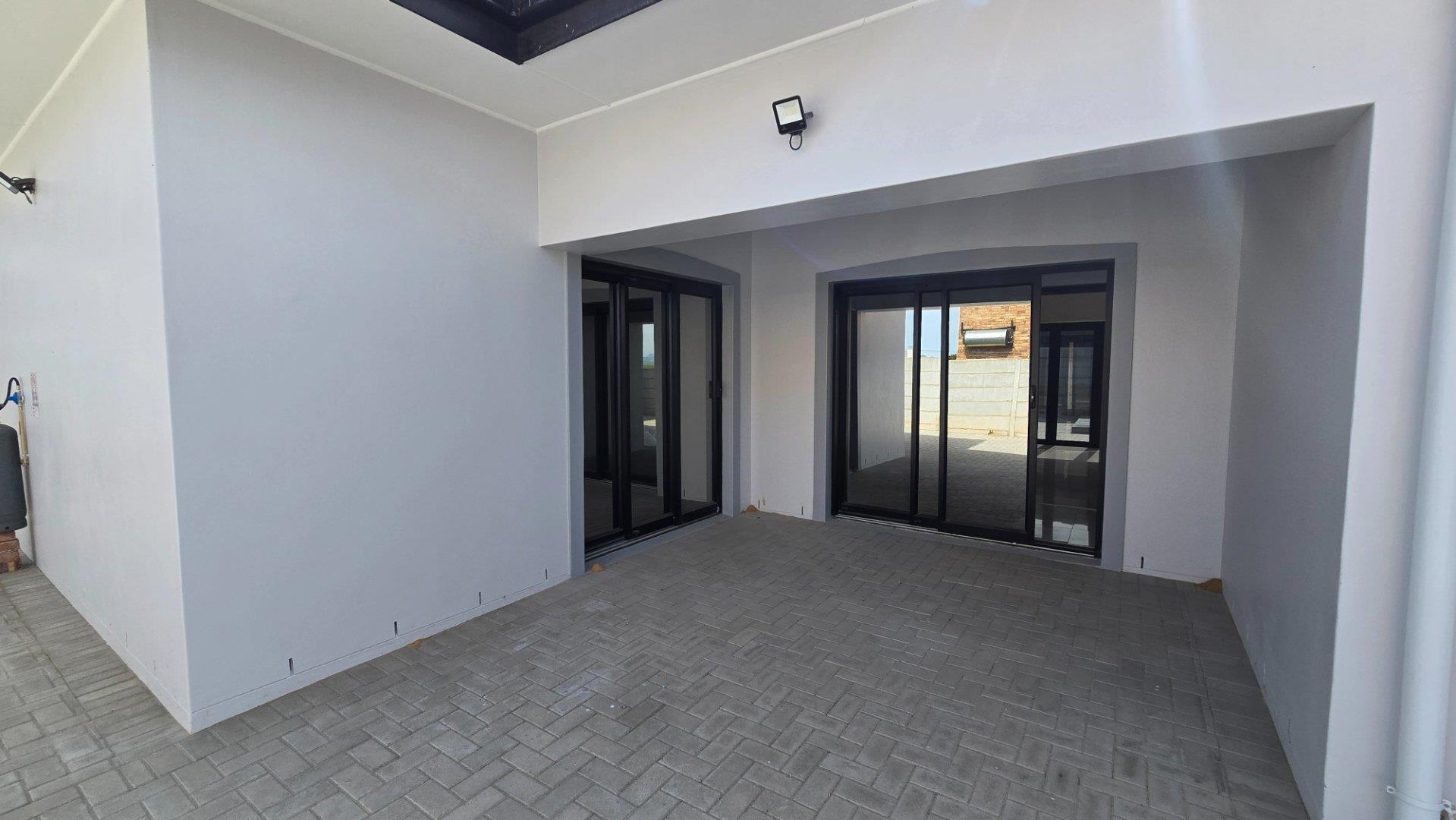 Photo of 5 Bedroom House for sale in Tafelzicht