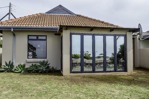 2 Bedroom House to Rent in Kidds Beach