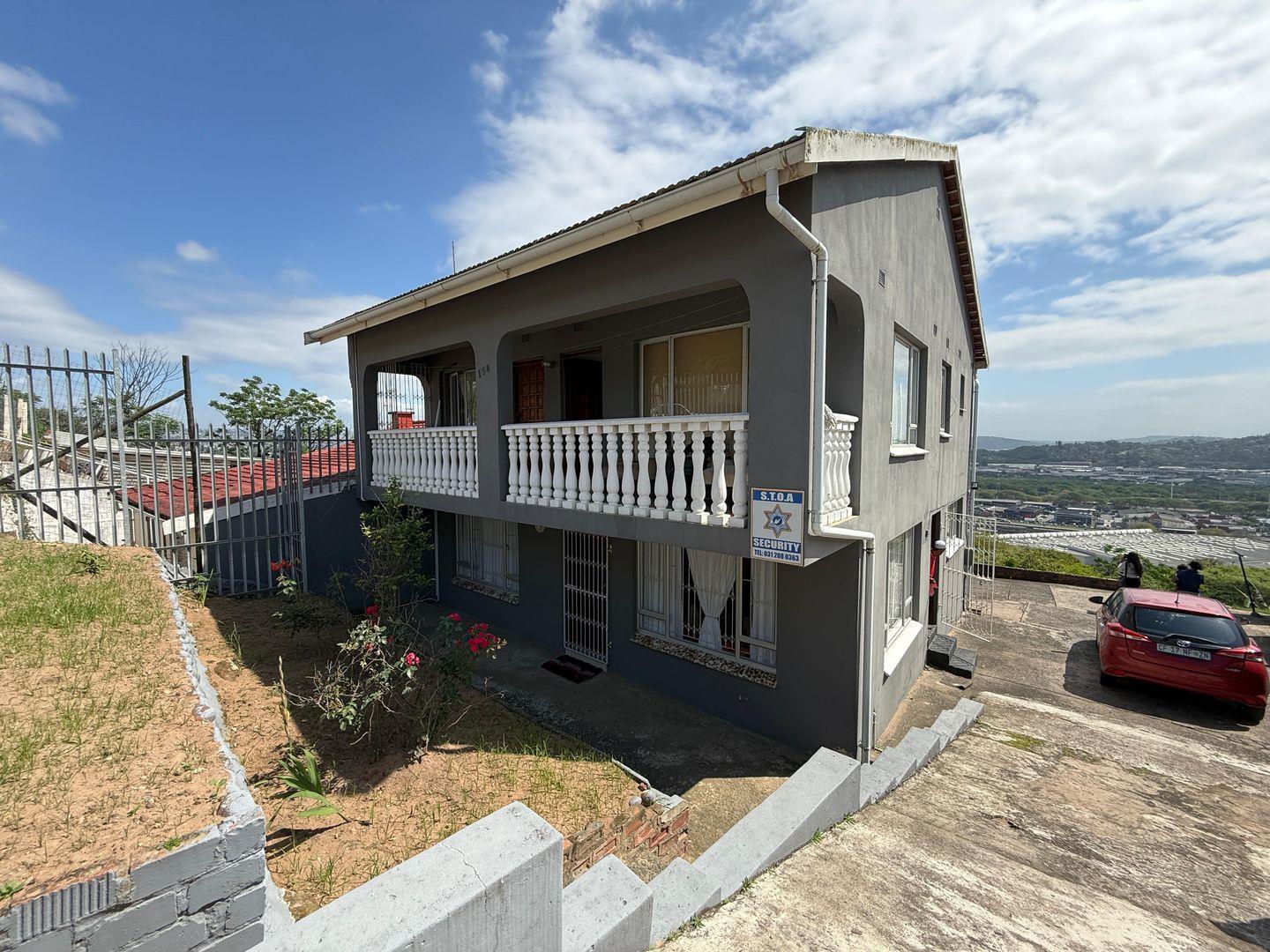 4 Bedroom House for sale in Springfield - P24-116548744