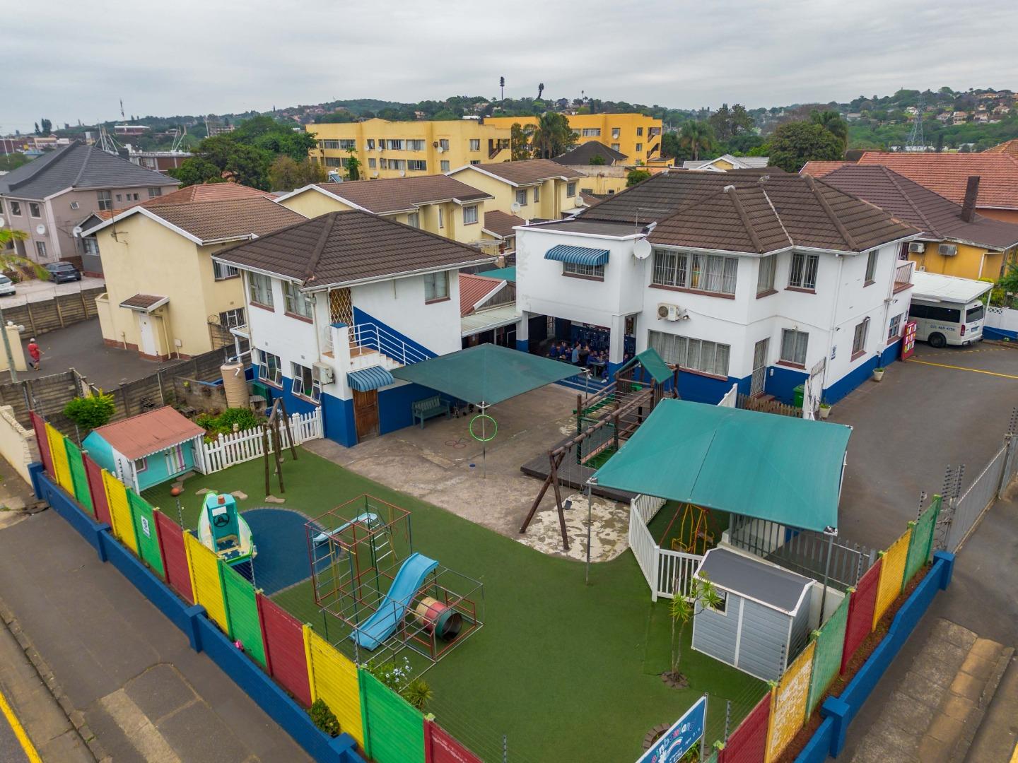 8 Bedroom House for sale in Umbilo - 5 Perth Place - P24-116549181