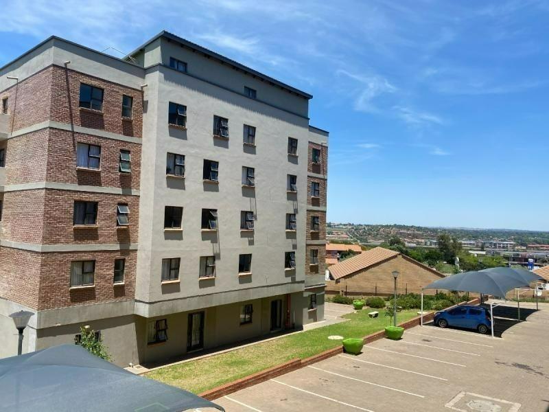 Listing number: P24-117172856, Image number: 1