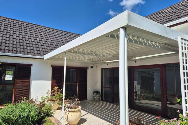 Available now, this very sought after house in popular Hermanus Berg en See retirement ...