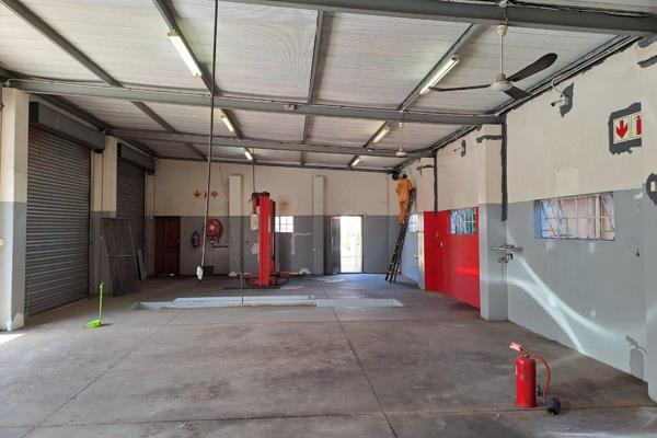 Calling all larger Mechanics looking for a prominent location in the heart of the CBD. This property is ready to go with impressive ...