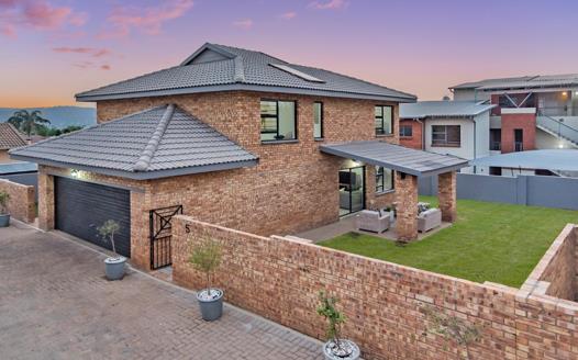 3 Bedroom House for sale in Northcliff
